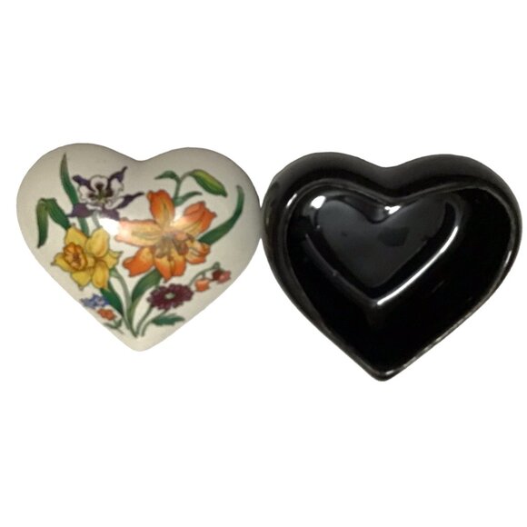 Heart Trinket Box Opening Night by Potpourri Press 3" x 2.75" Porcelain Lidded - Picture 2 of 6